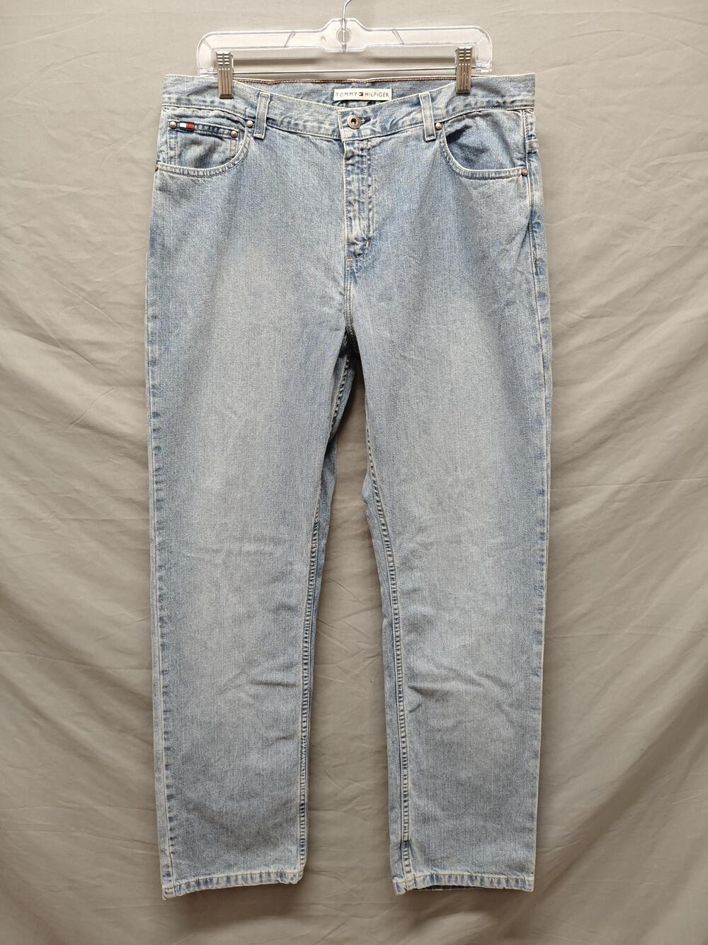 Tommy Hilfiger Jeans Womens 14L Light Wash Classic Fit Tapered Leg Lightweight